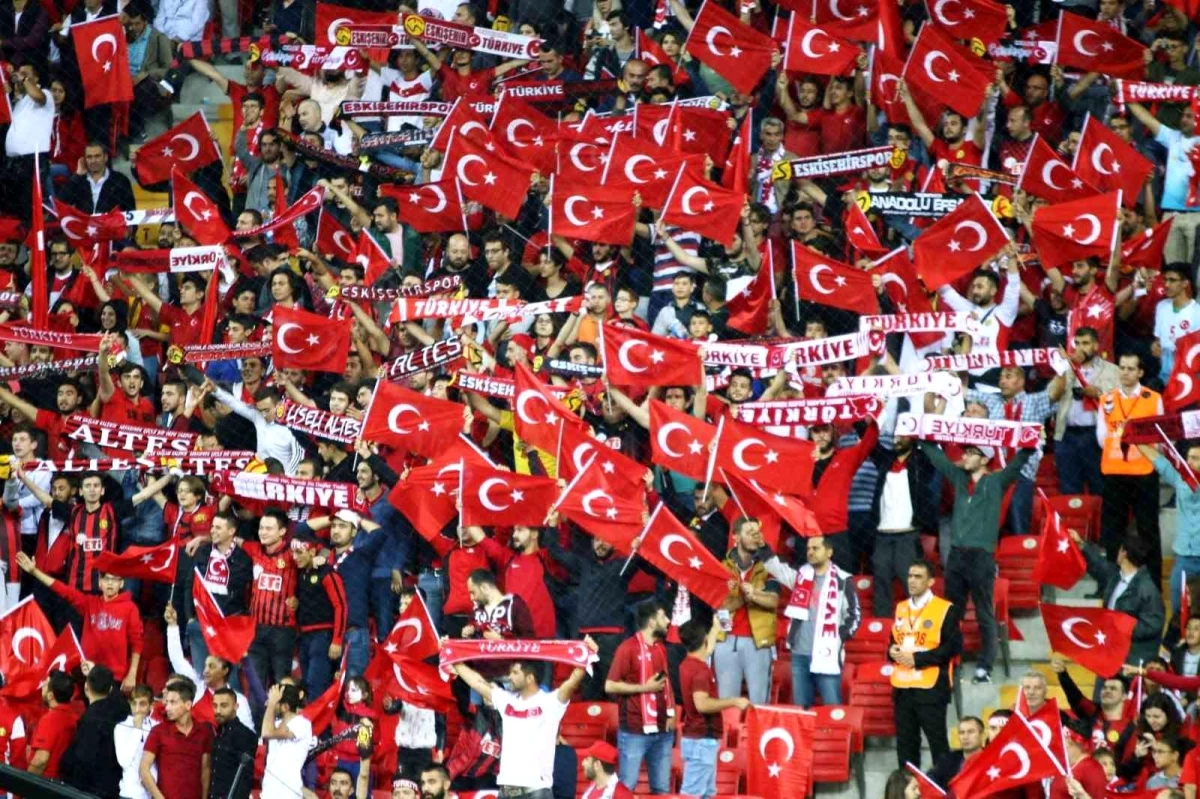 Milli Takım\'ın Ermenistan maçı için bilet satışı başladı