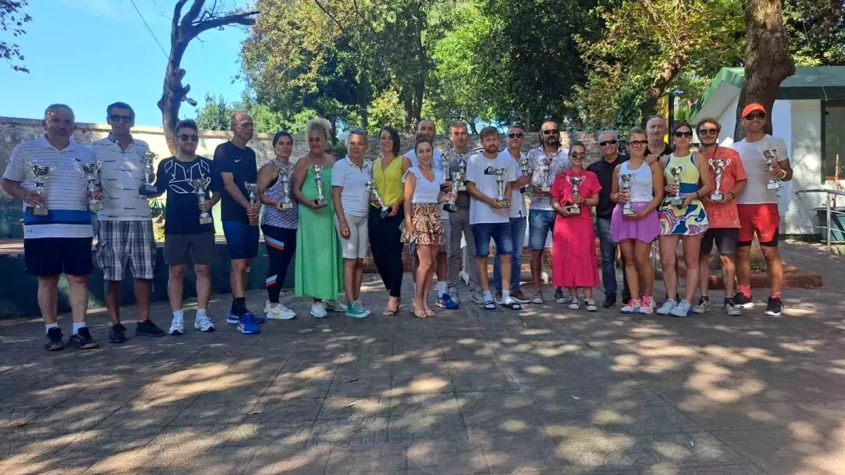 Zonguldak Tenis Deniz Spor Kulübü\'nde T100 Masters Tenis Turnuvası Sonuçlandı