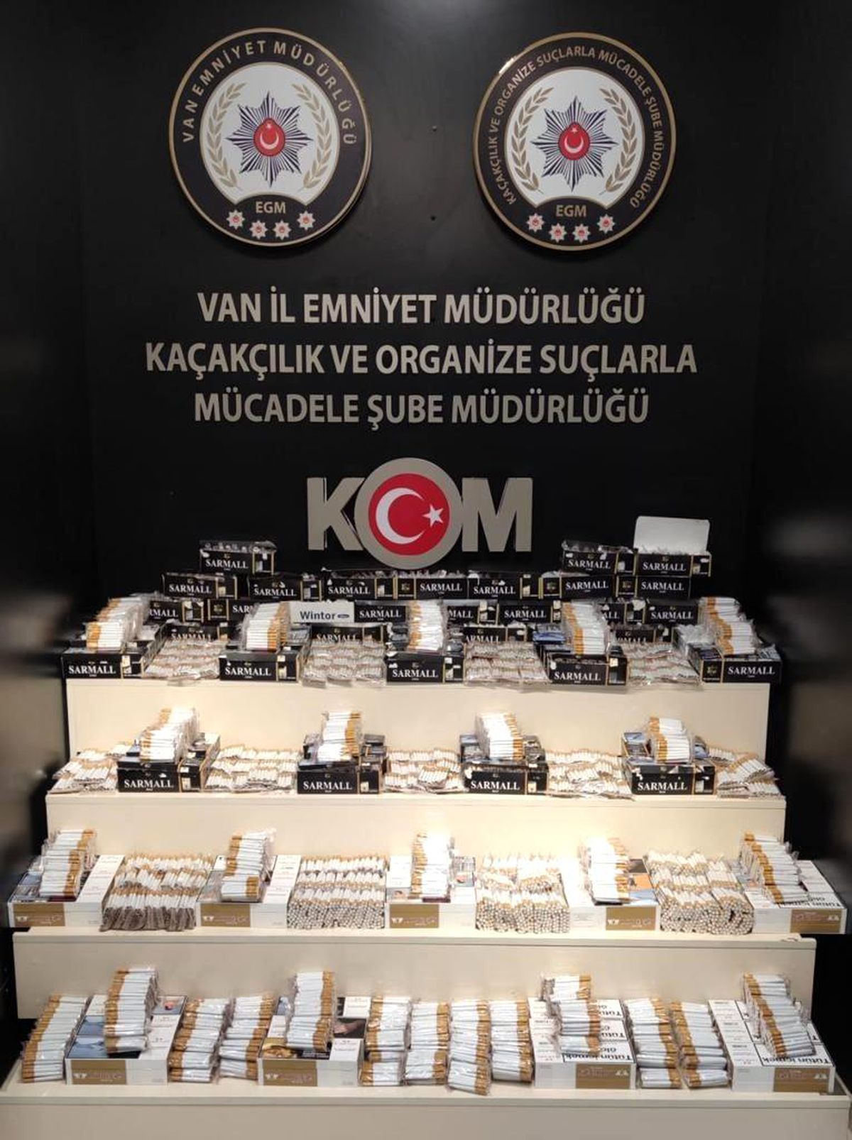 Van\'da gümrük kaçağı malzemeler ele geçirildi