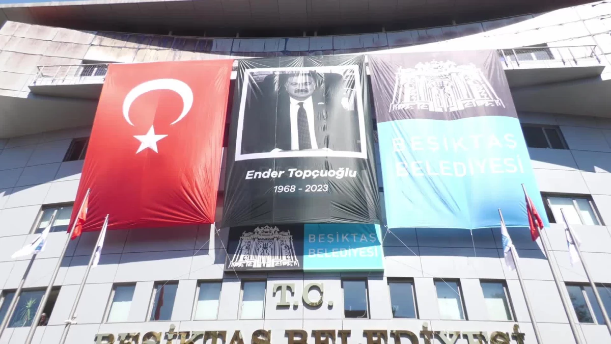 Beşiktaş Belediye Başkan Yardımcısı Ender Topçuoğlu için cenaze töreni düzenlendi