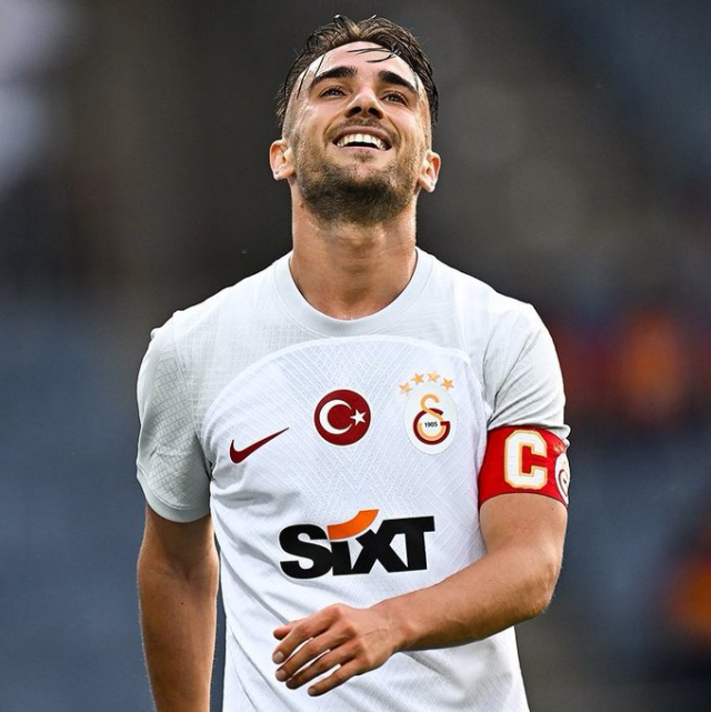 Yunus Akgün, Leicester City'ye Transfer Oluyor