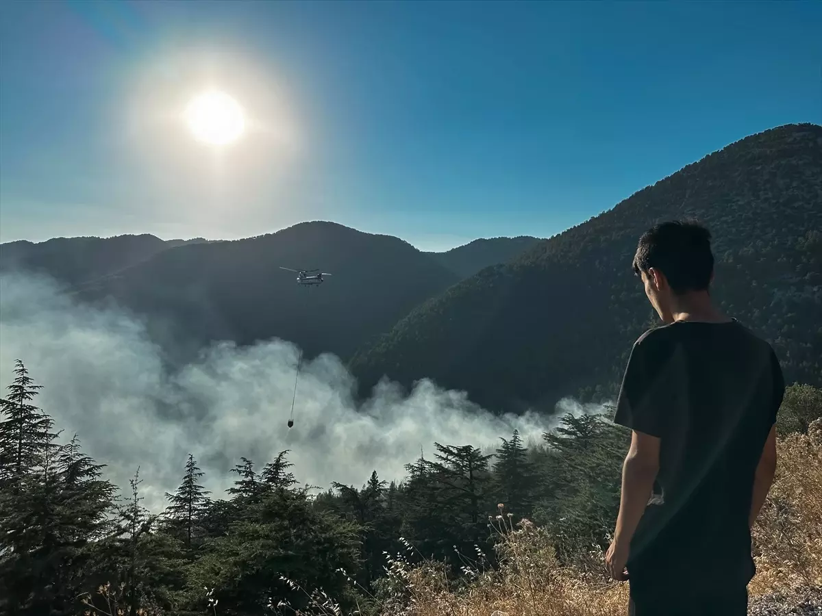 Akseki\'de çıkan orman yangınında 10 dönüm alan zarar gördü