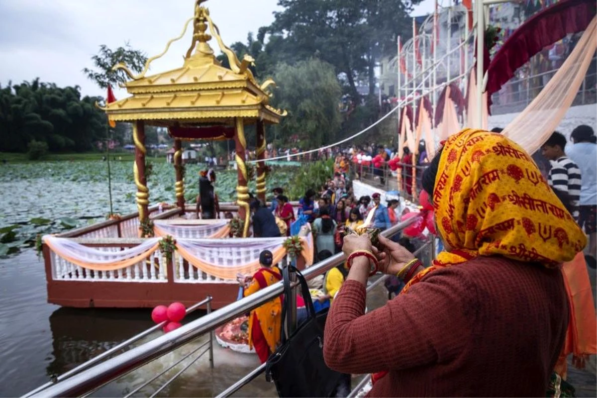 Albüm: Nepal\'de Yılan Festivali Naga Panchami Kutlandı