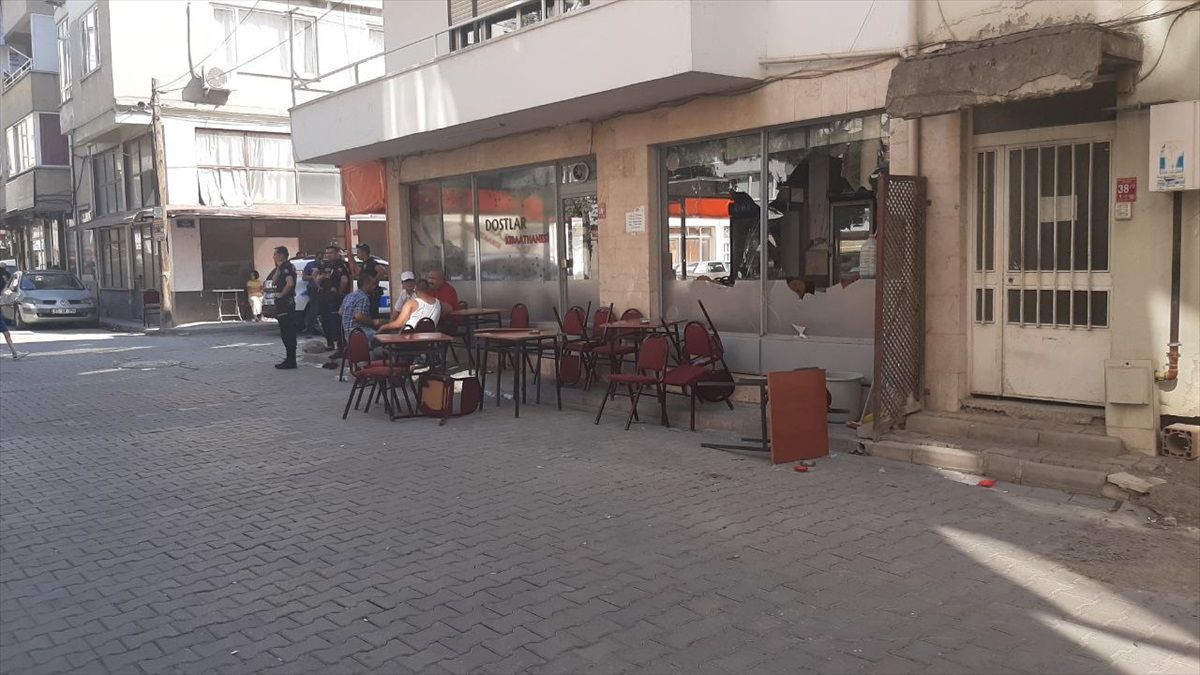 Edremit\'te bir gencin silahla öldürülmesi olayında zanlı tutuklandı