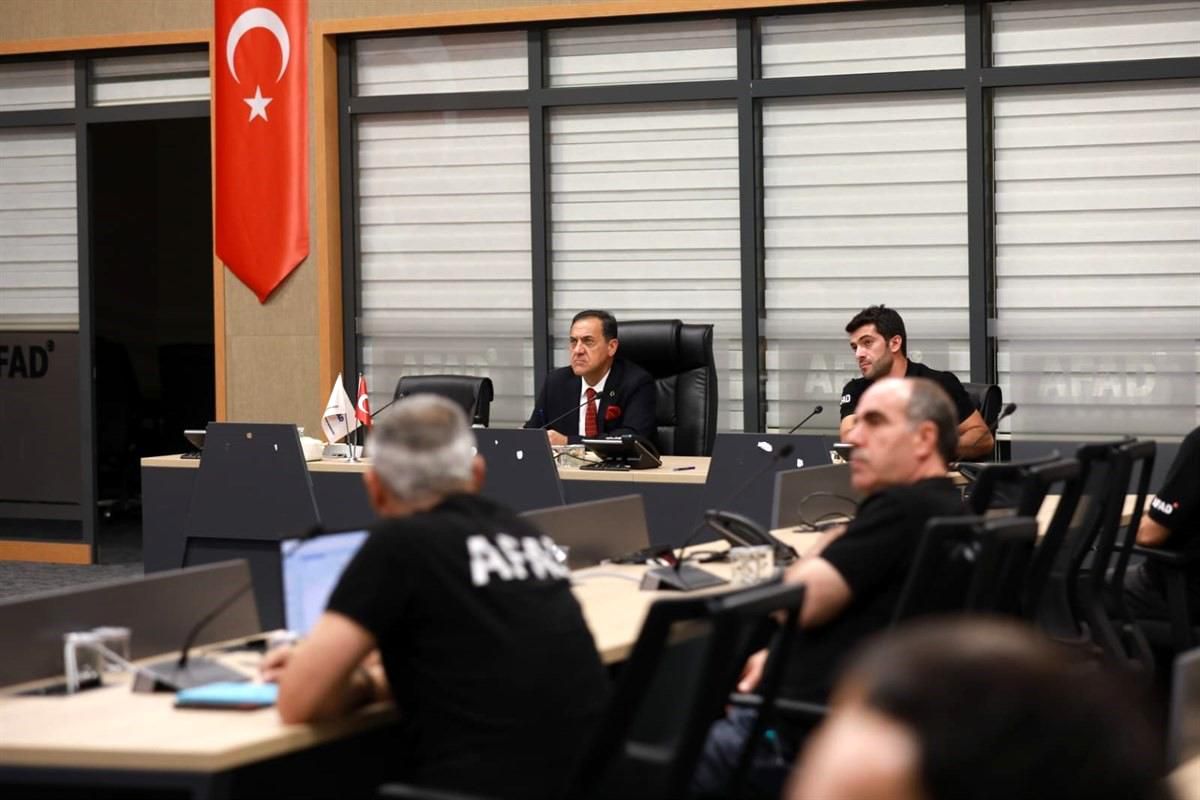 Bingöl Valisi Ahmet Hamdi Usta, AFAD İl Müdürlüğü\'nü ziyaret etti