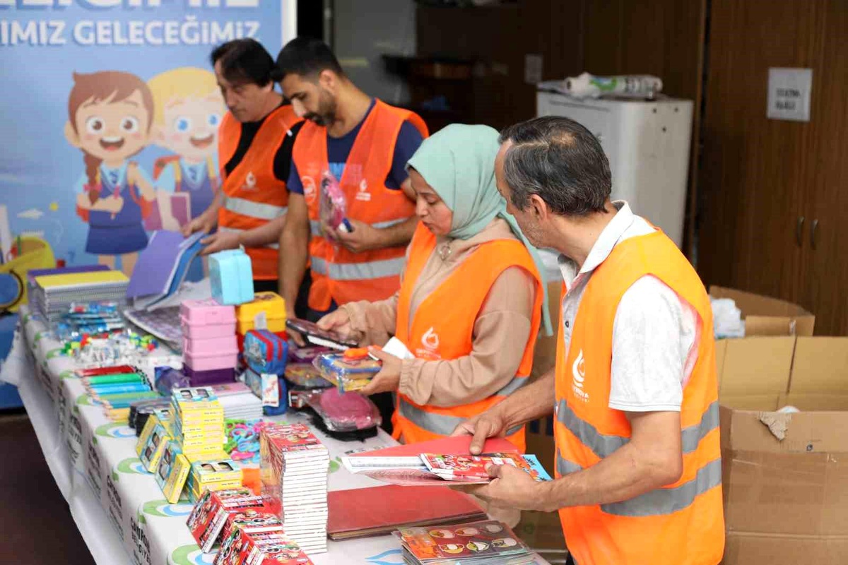 Çayırova Belediyesi İhtiyaç Sahibi Ailelerin Çocuklarına Kırtasiye Yardımı Yapacak