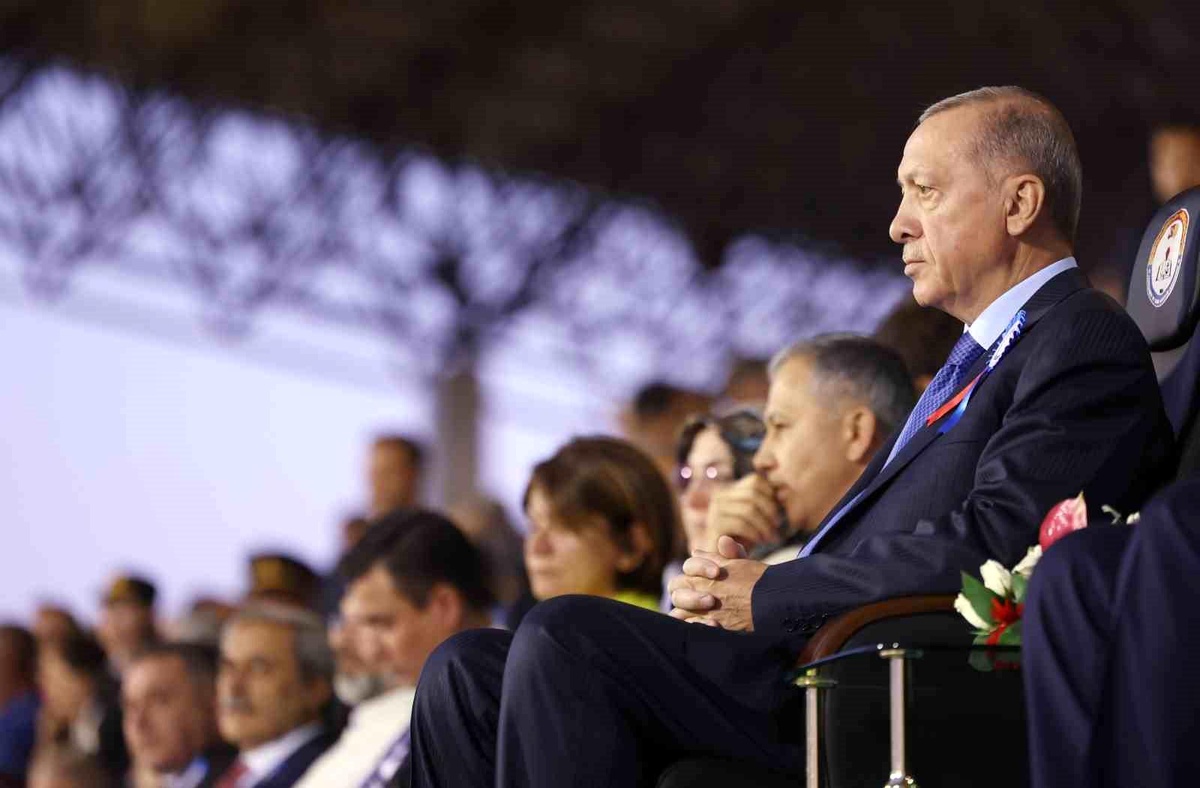 Cumhurbaşkanı Erdoğan: Terörle mücadelede başarılı sonuçlar alıyoruz