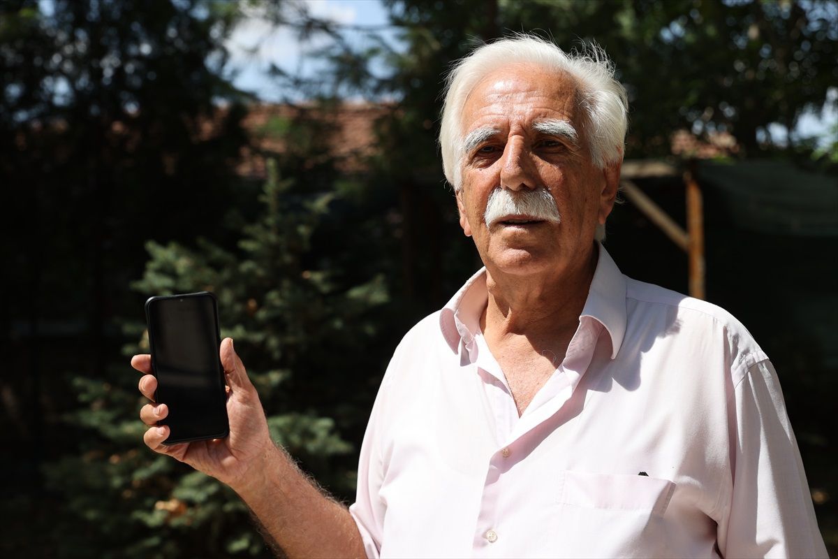 Edirne\'de çalınan cep telefonu 3 gün sonra camiye geri bırakıldı