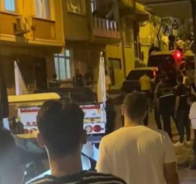 Esenler'de araç çarpması sonucu 4 yaşındaki çocuk hayatını kaybetti Esenler'de araç çarpması sonucu 4 yaşındaki çocuk hayatını kaybetti