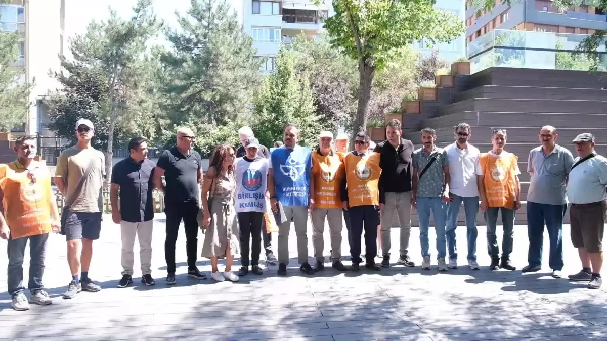 Hürriyetçi Eğitim Sen Eskişehir Şube Başkanı Oğuz İduğ: "Memurun ve Memur Emeklisinin Alın Terini Kimseye Heba Ettirmeyiz"