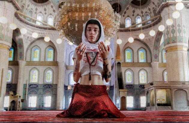 Kocatepe Camii'ndeki uygunsuz fotoğraf çekimiyle ilgili iddianame hazırlandı