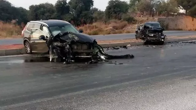 Ünlü sanatçı Olgun Şimşek Bodrum'da trafik kazası geçirdi