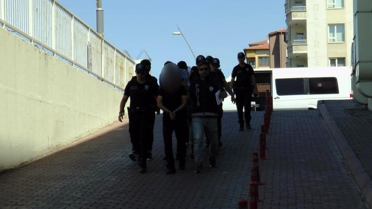Kayseri\'de Uyuşturucu Operasyonunda 5 Kişi Tutuklandı