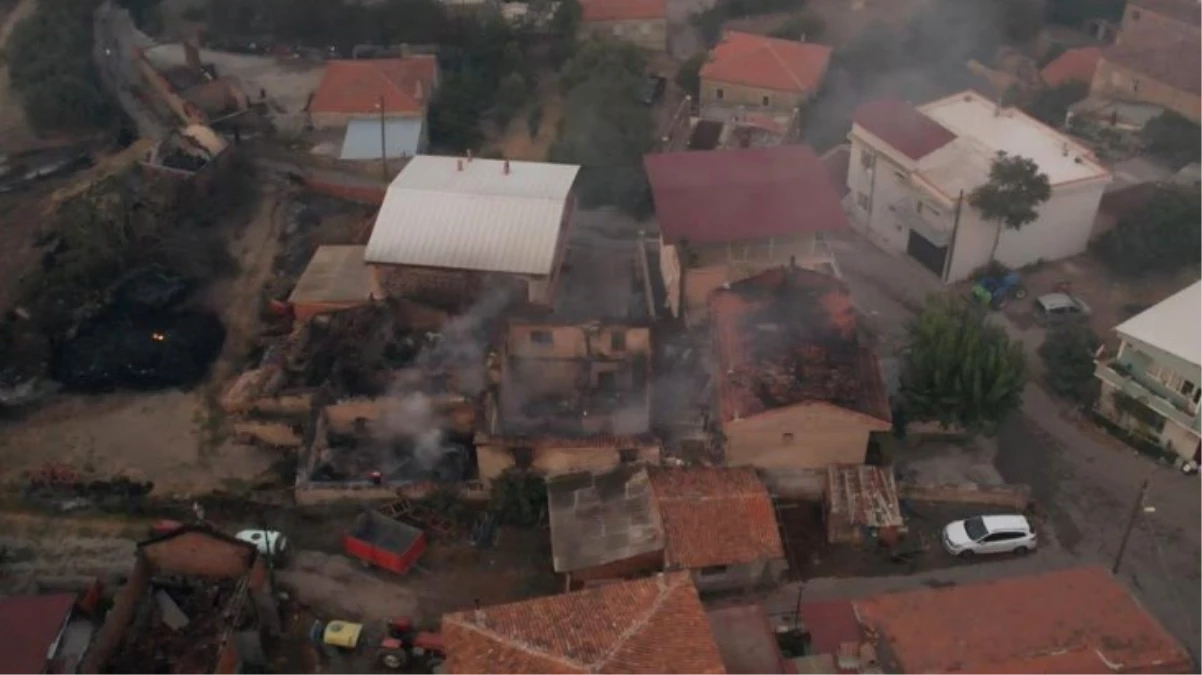 Çanakkale\'deki yangında Yağcılar Köyü\'ndeki onlarca ev küle döndü
