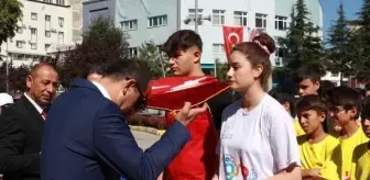 Çankırı'da Atatürk'ün Şapka Devrimi'nin 98. yıl dönümü törenle kutlandı