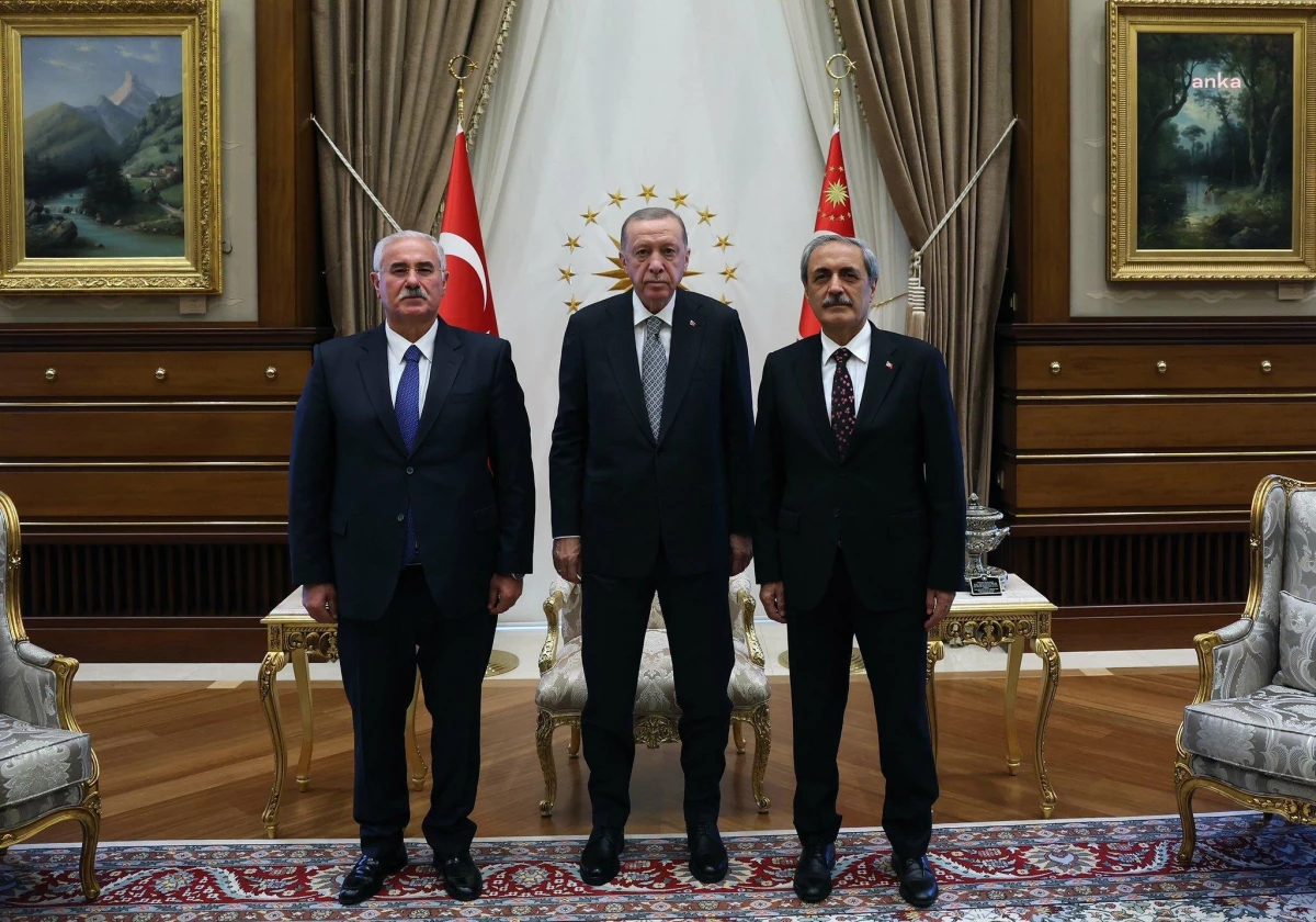 Cumhurbaşkanı Erdoğan, Yargıtay Başkanı Akarca ile Yargıtay Başsavcısı Şahin\'i kabul etti