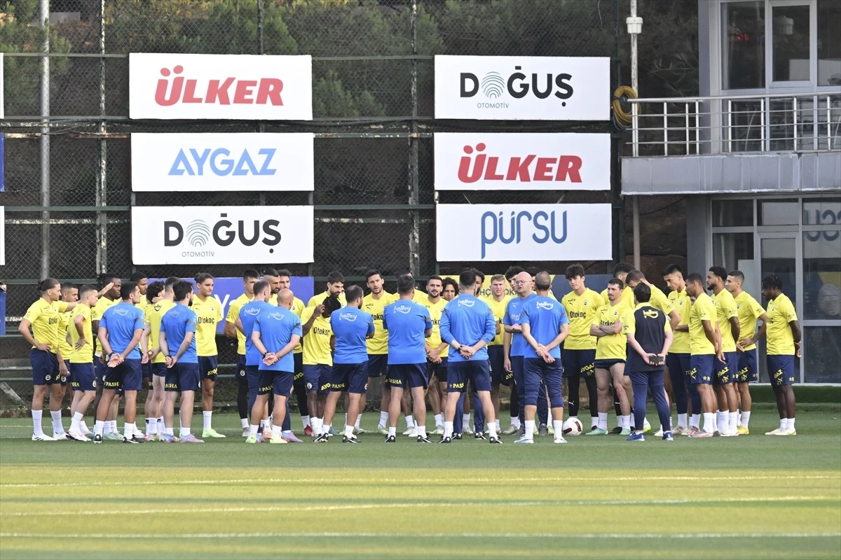 Fenerbahçe, Twente maçı öncesi hazırlıklarını tamamladı