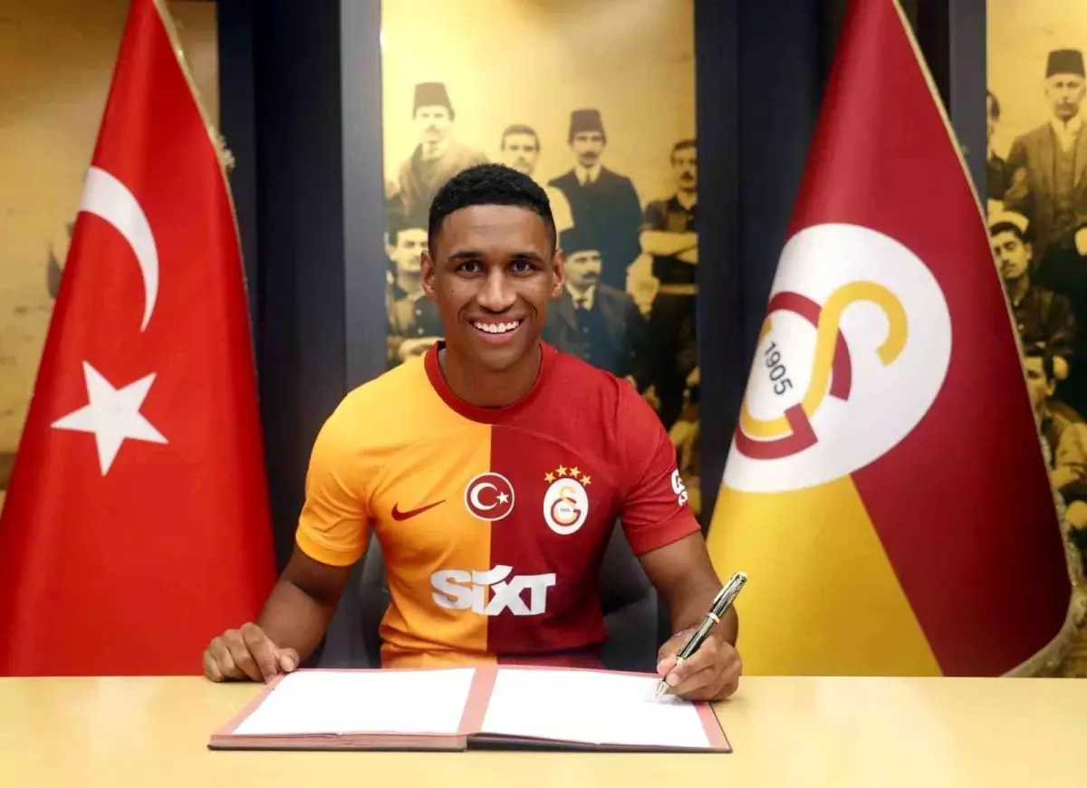 Galatasaray\'ın yeni transferi Tete\'nin lisansı çıktı