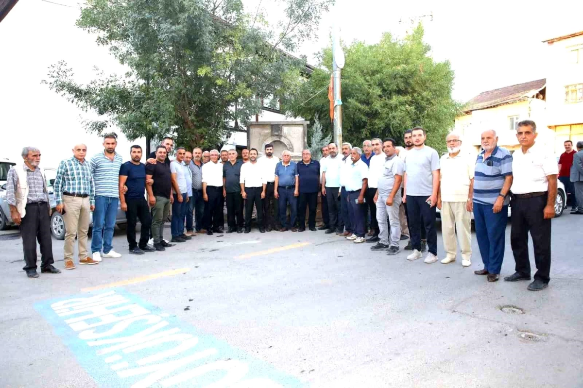 Battalgazi Belediye Başkanı Osman Güder, vatandaşlarla bir araya geldi