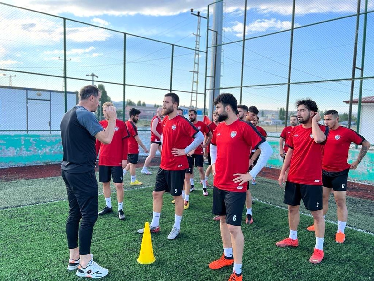 Kars 36 Spor, 3. Lig hedefiyle sezon öncesi hazırlıklarını sürdürüyor