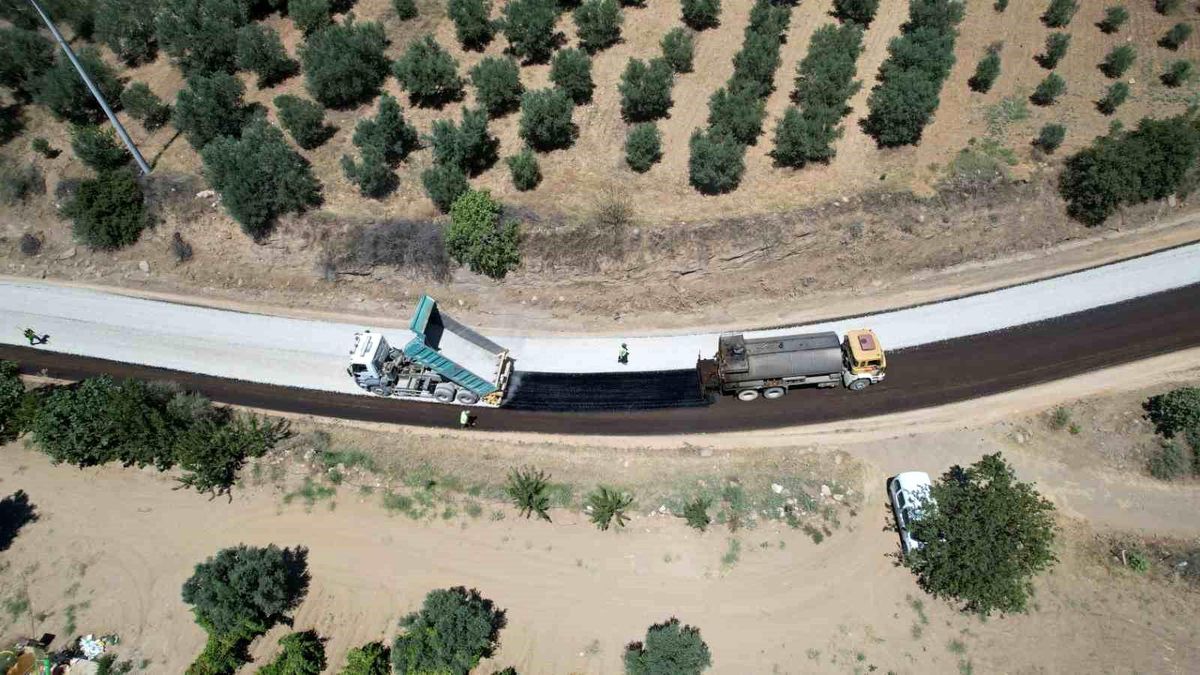 Manisa Büyükşehir Belediyesi 2023 Sathi Kaplama Asfalt Sezonunu Tamamladı