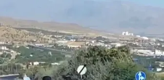 Motosikleti yüzüstü uzanarak kullandı; o anlar kamerada