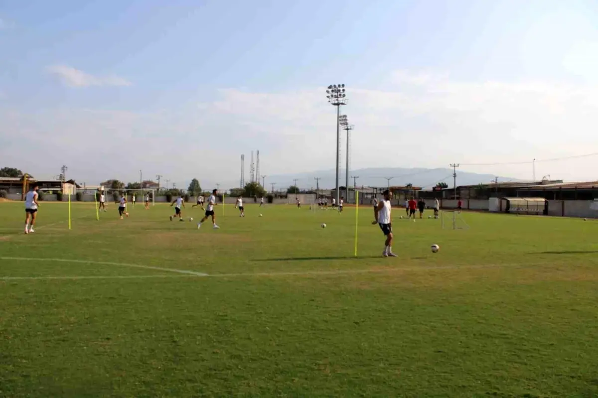 Nazilli Belediyespor, Altınordu maçı için hazırlıklarını sürdürüyor