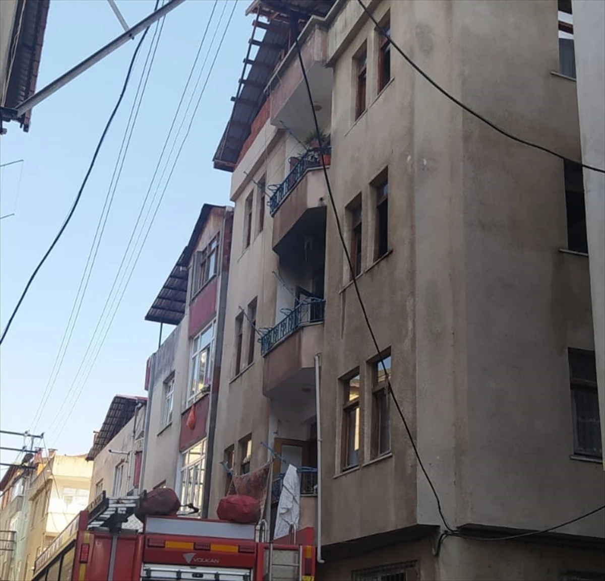 Ordu\'nun Fatsa ilçesinde evde çıkan yangında bir kişi hayatını kaybetti