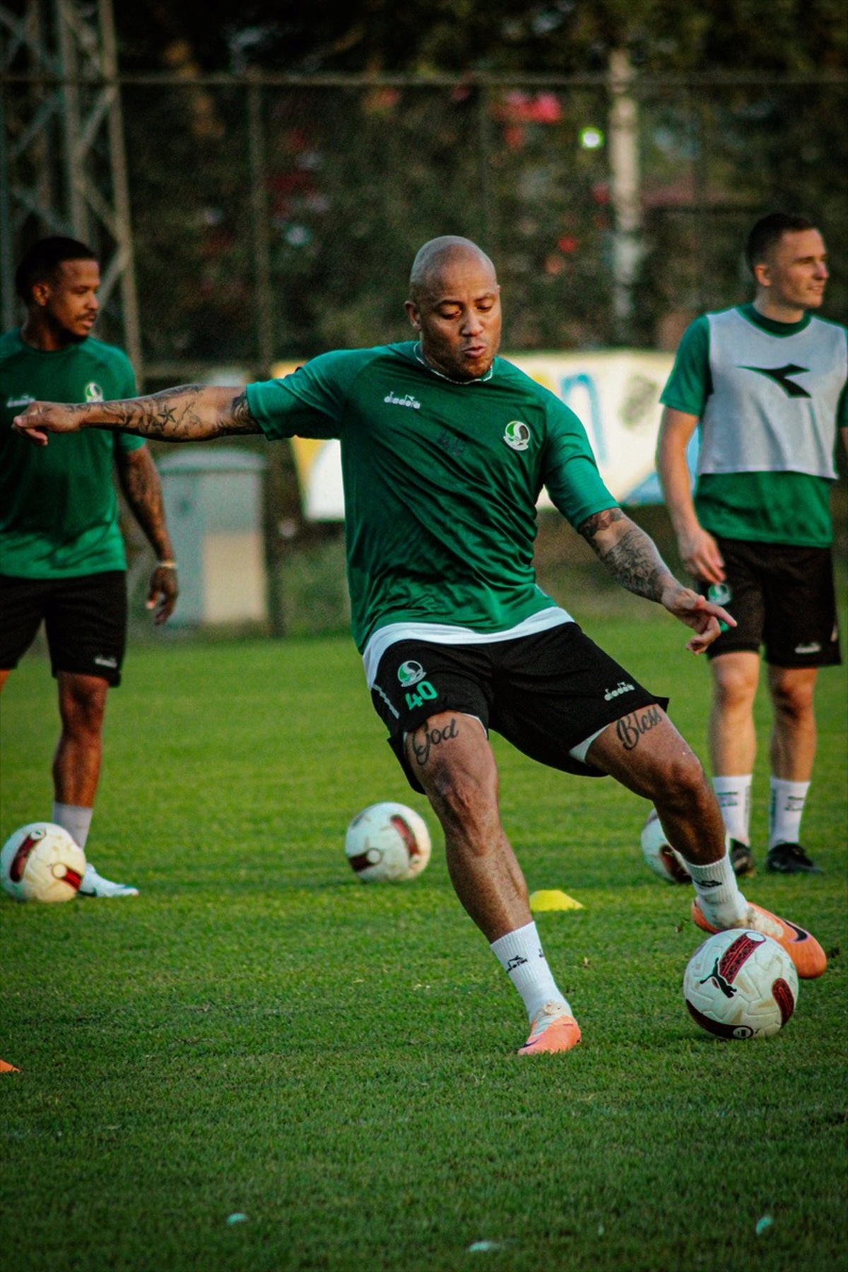 Sakaryaspor, Ümraniyespor maçı için hazırlıklarını sürdürüyor