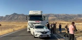 Şırnak'ta Tırın Otomobile Çarpması Sonucu 1 Kişi Öldü, 2 Kişi Yaralandı