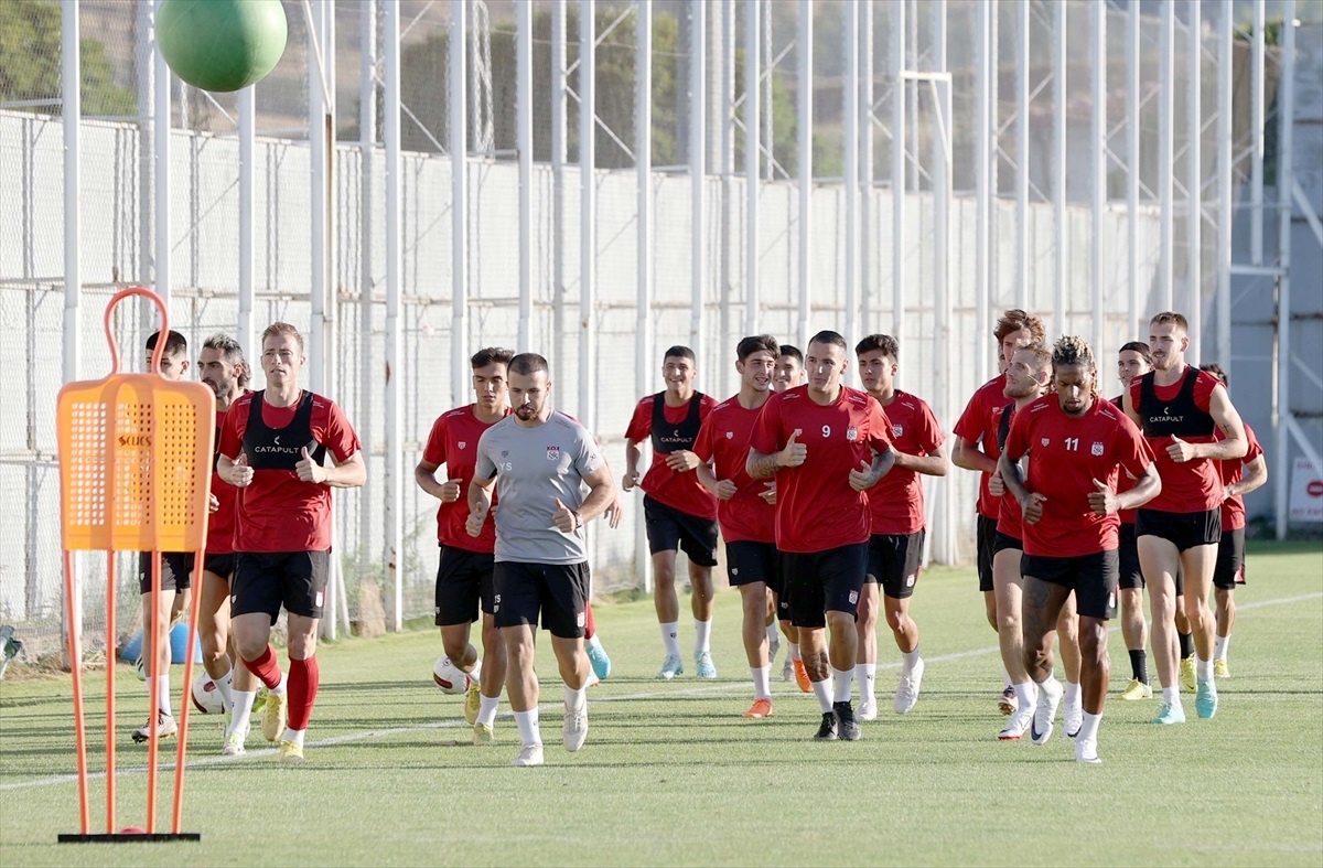 EMS Yapı Sivasspor, Bitexen Antalyaspor maçı hazırlıklarına devam ediyor
