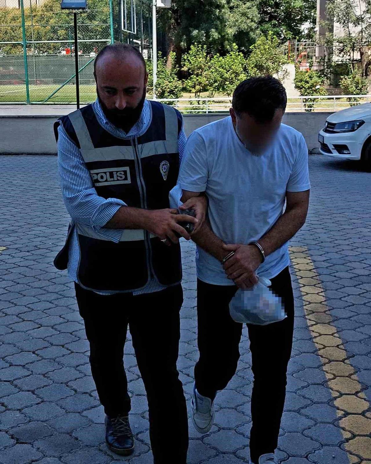 Samsun\'da Otomobil Çarpması Sonucu Ölüm: Sürücü Tutuklandı