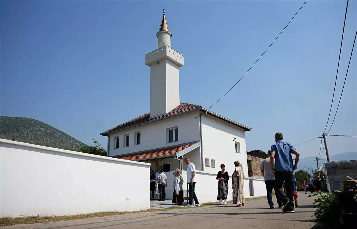 Bosna Hersek\'te HVO birlikleri tarafından katledilen Boşnak siviller ve askerler anıldı