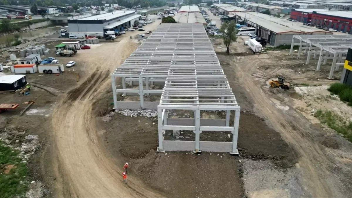 Düzce\'de Modern Sanayi Sitesi Projesi İnşaatının Yüzde 75\'i Tamamlandı
