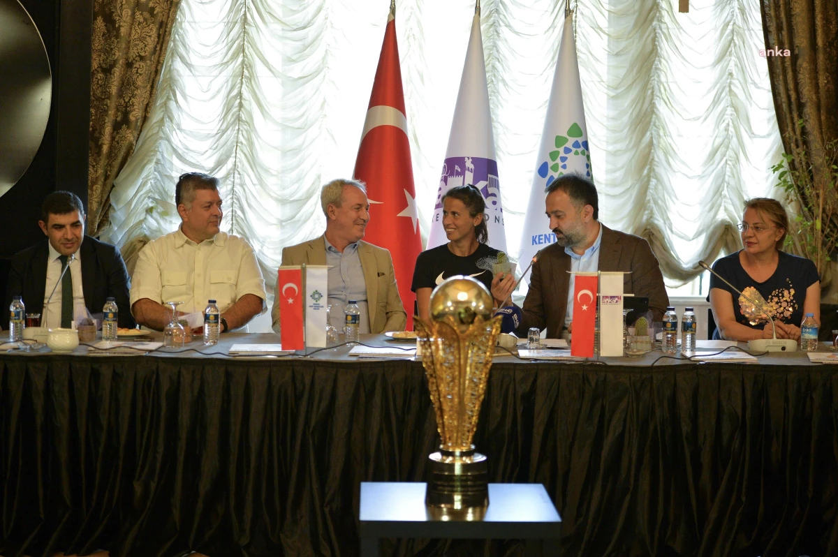 Ankara Büyükşehir Belediyesi FOMGET Kadın Futbol Takımı Şampiyonlar Ligi\'ne destek istedi