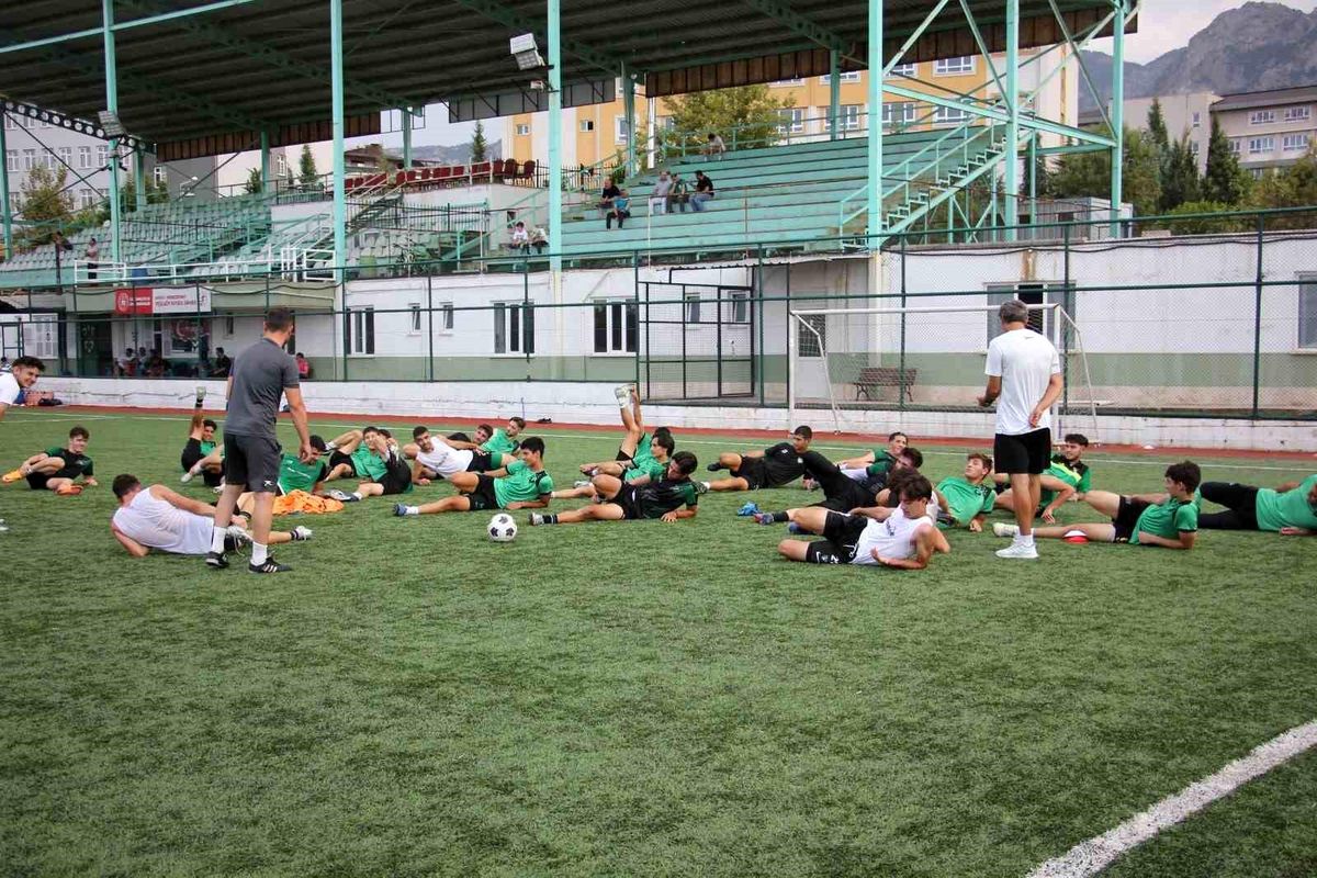 Denizlispor, Bursaspor maçına galibiyet parolasıyla hazırlanıyor