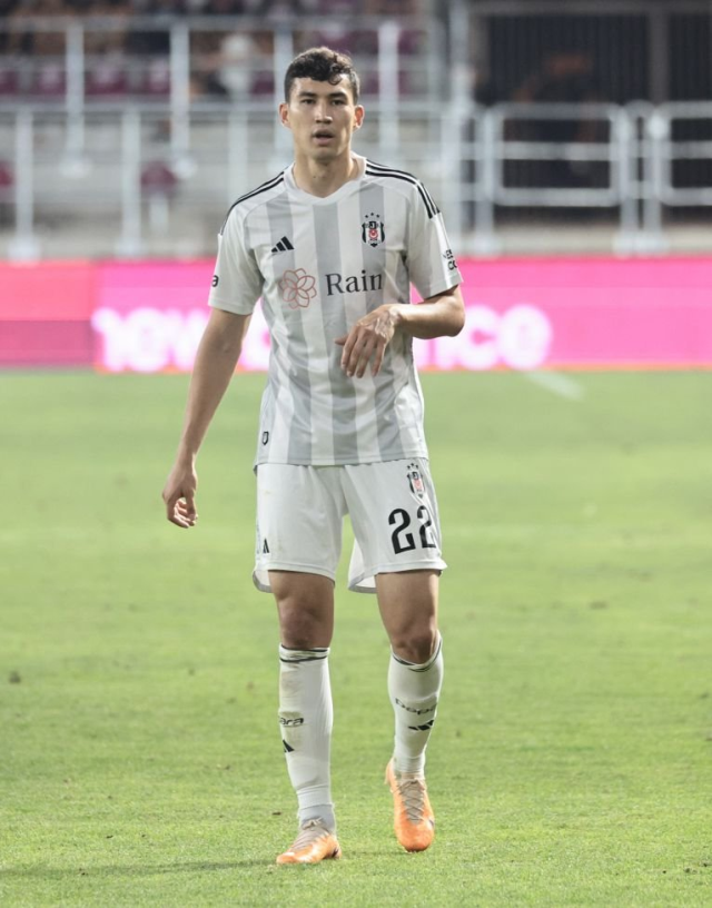 İlk maç ilk gol! Beşiktaş'ın yeni transferinden ağızları açık bırakacak performans