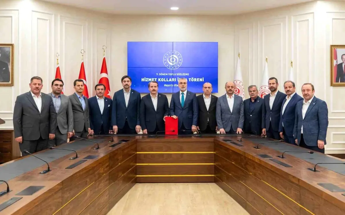 Kamu Toplu Sözleşmesi\'nde 11 hizmet koluna verilen elde ettiği haklar belli oldu