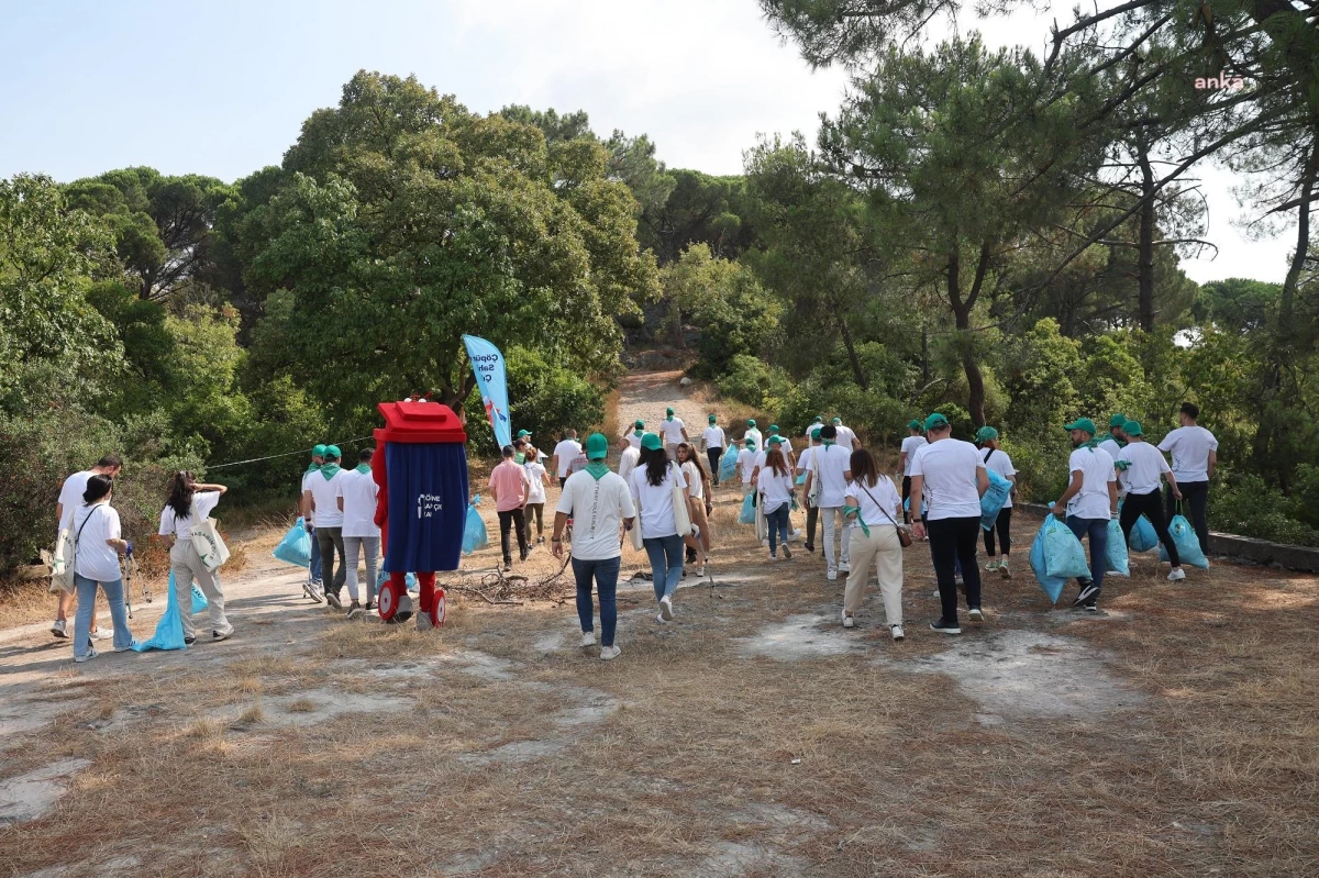 Maltepe Belediyesi ve Çöpüne Sahip Çık Vakfı, Başıbüyük Ormanlarında 52 Kilogram Atık Topladı