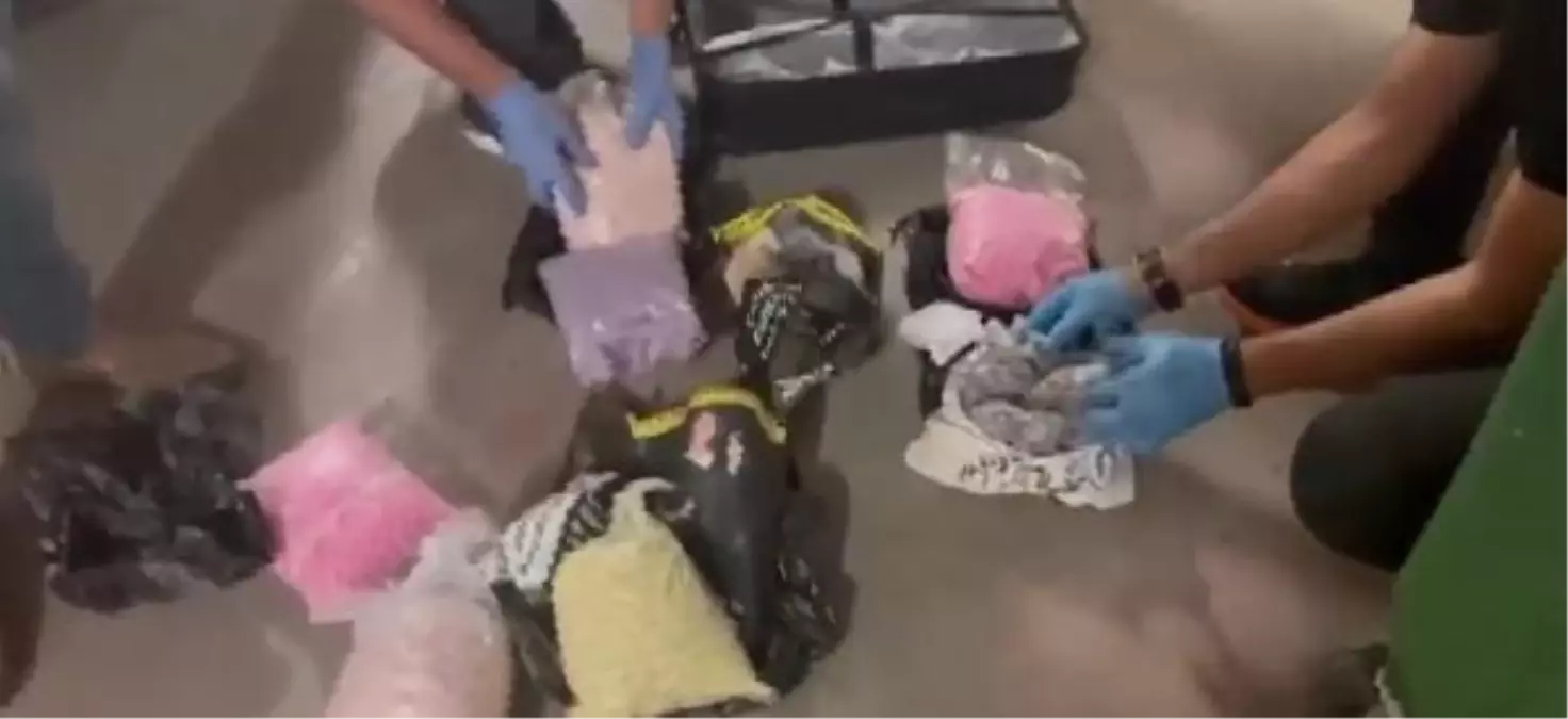 Bursa'da Uyuşturucu Operasyonu: 3 Şüpheli Gözaltına Alındı, 36 Bin 500 Hap Ele Geçirildi