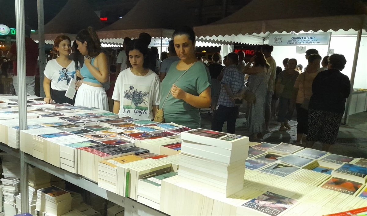 Muğla\'da düzenlenen Kitap Günleri etkinliği devam ediyor