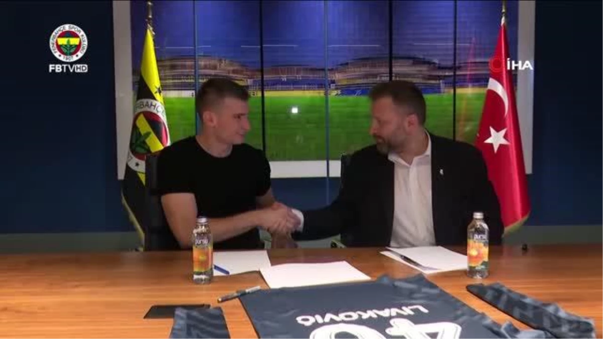 Fenerbahçe, Livakovic ile 5 yılık sözleşme imzaladı