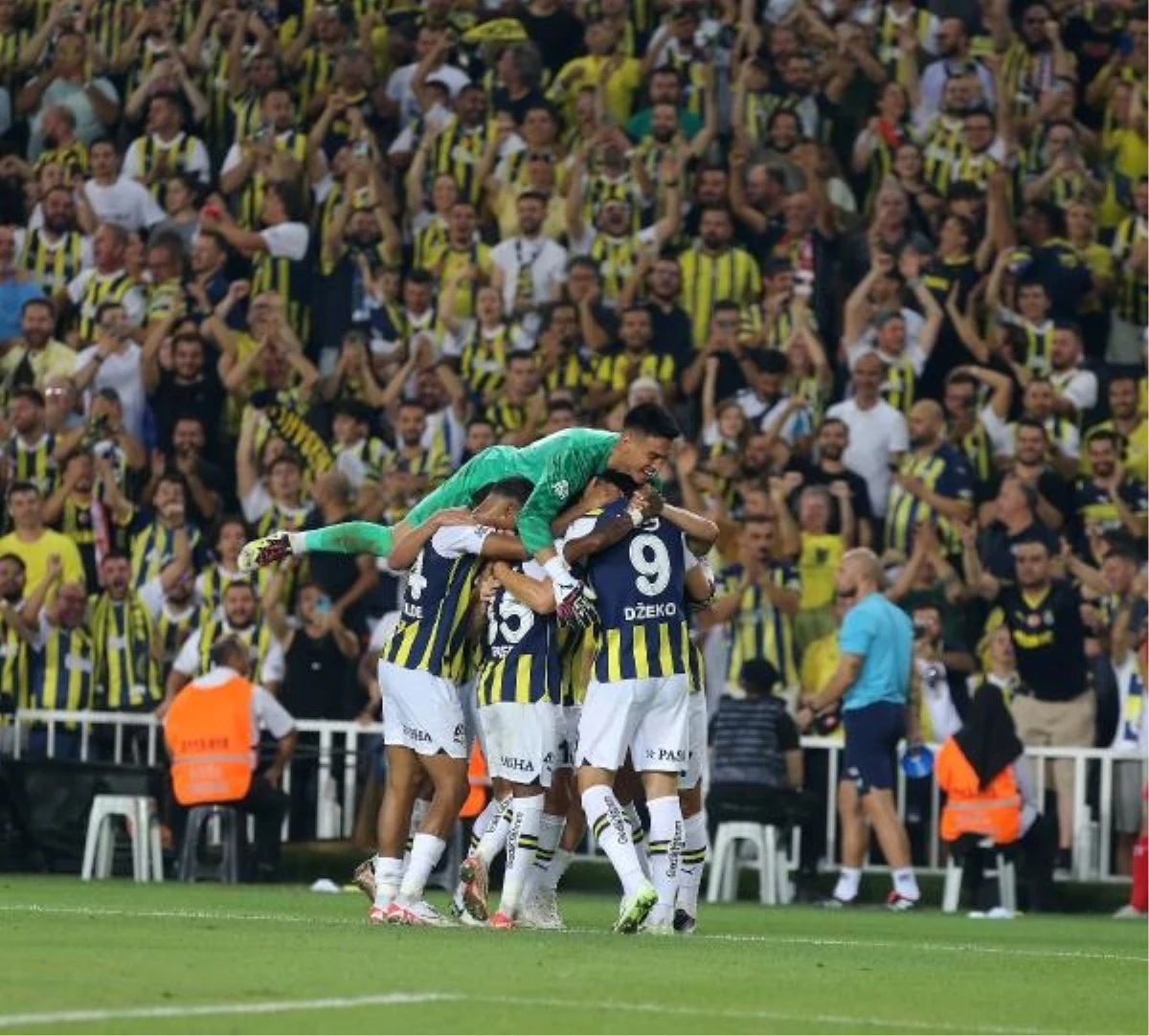 Fenerbahçe 7\'de 7 yaparak yoluna kayıpsız devam ediyor