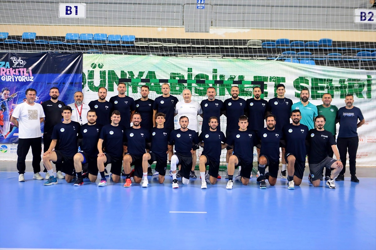 Sakarya Büyükşehir Belediyespor Erkek Hentbol Takımı, Süper Lig\'in ilk haftasında Konya Büyükşehir Belediyespor ile karşılaşacak