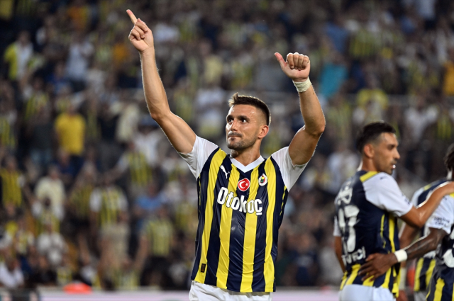 Hollanda basını Fenerbahçe hezimetini tek kelimeyle özetledi: Dram