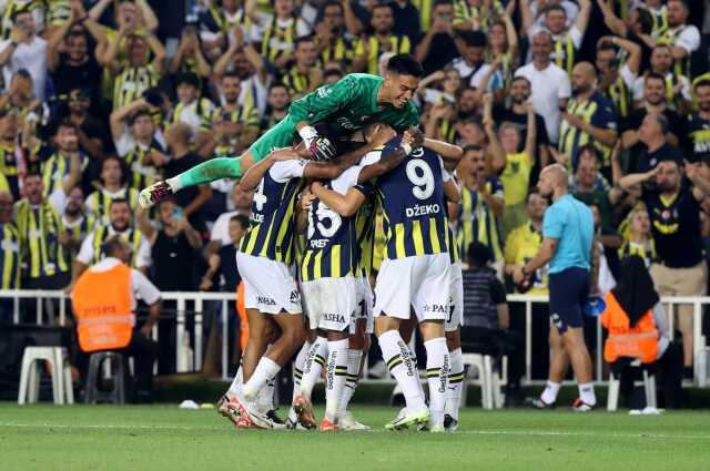 Hollanda basını Fenerbahçe hezimetini tek kelimeyle özetledi: Dram