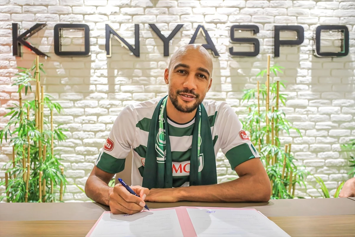 Tümosan Konyaspor, Fransız futbolcu Steven Nzonzi ile sözleşme imzaladı