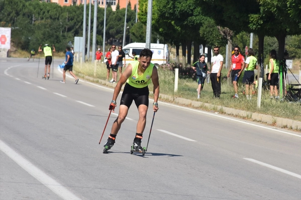 Sinop\'taki ANALİG Tekerlekli Kayak Türkiye Şampiyonası sona erdi
