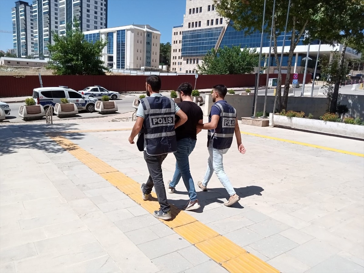Elazığ\'da 22 yıl hapis cezası bulunan firari hükümlü yakalandı