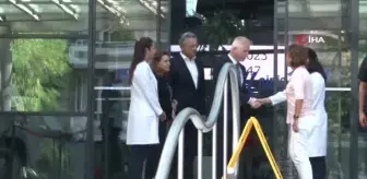 İstanbul Valisi Davut Gül, Sabancı çiftini ziyaret etti